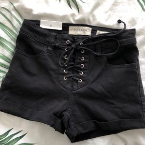 PacSun high rise super stretch short